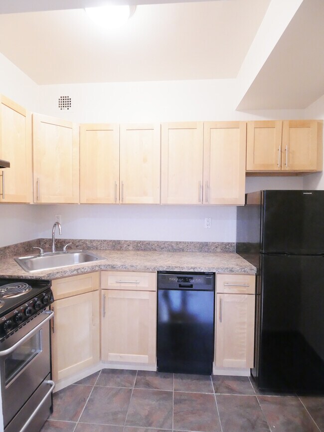 Photo - 228 East 85th Street