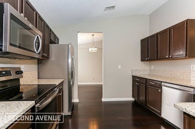 Photo - 876 Bonaparte Landing Ct