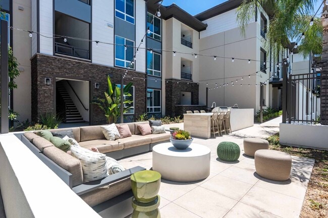 Photo - The Overlook Santa Clarita