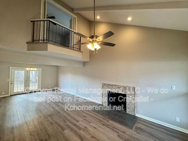 Photo - 9817 W 83rd Terrace