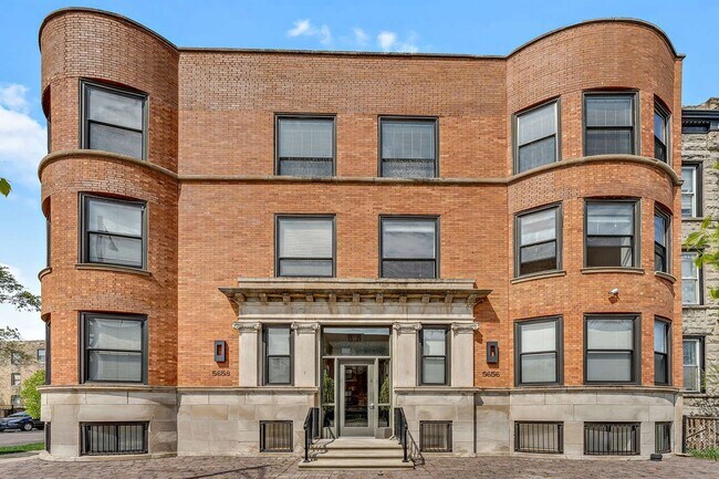Photo - 5656 S Indiana Ave Condo Unit 2N