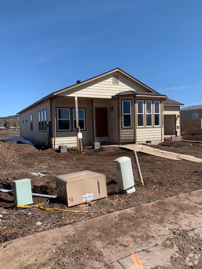 Building Photo - Great Williams Home for Rent