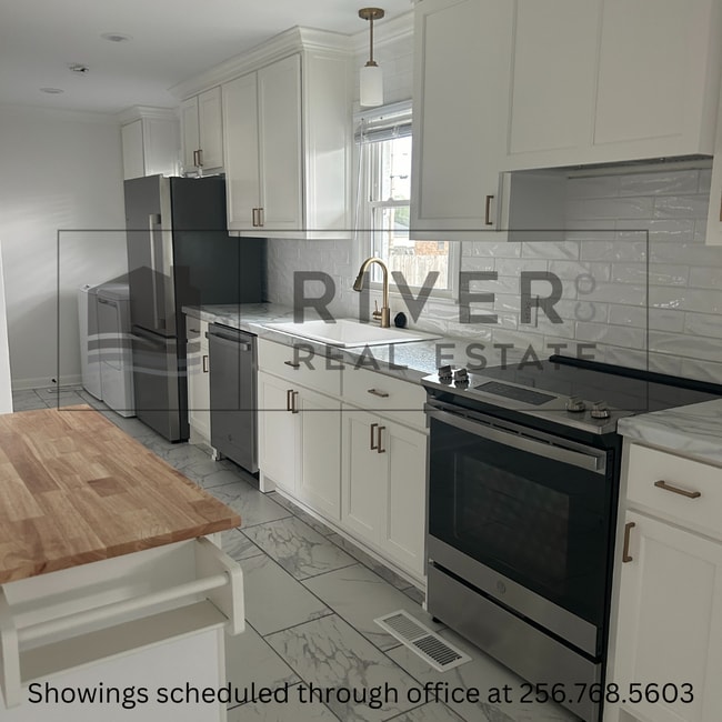 Photo - 909 Tyler Ave