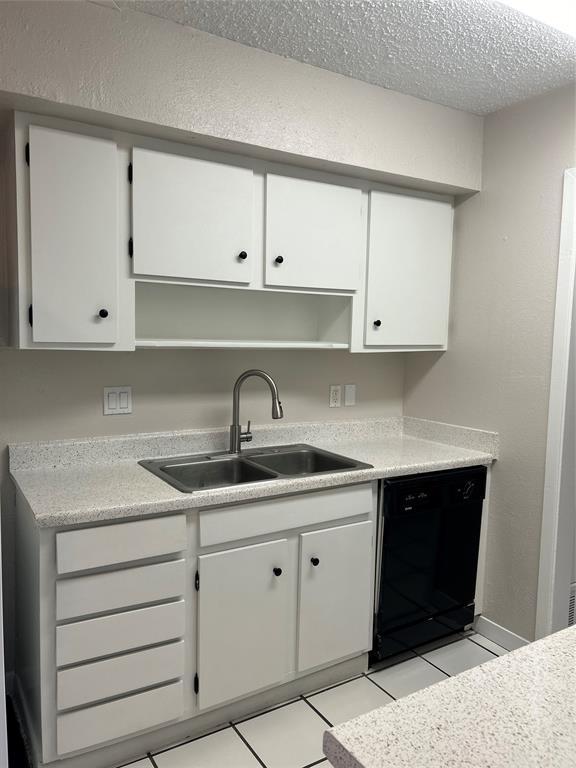 Photo - 2804 Skyway Cir