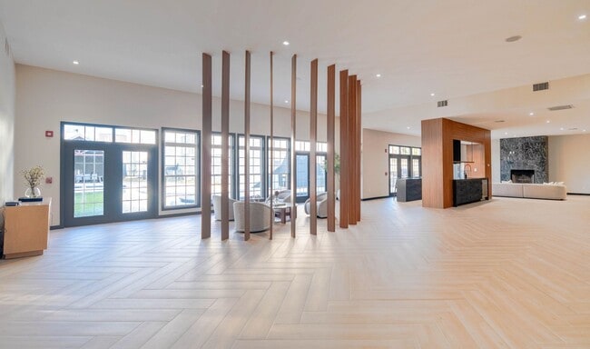 The Raphael - Beautifully Renovated!