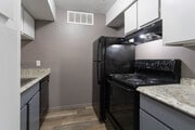 1BR, 1BA - 648 SF