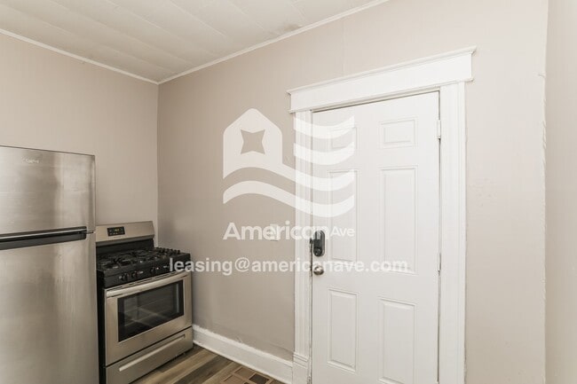 Photo - 2558 Ring Pl