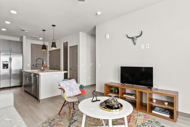 Photo - 400 N 2nd Ave Unidad ID1014577P