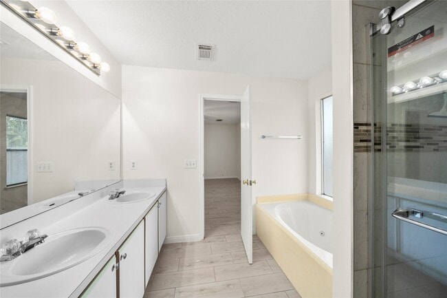 Photo - 13535 Eldridge Villa St