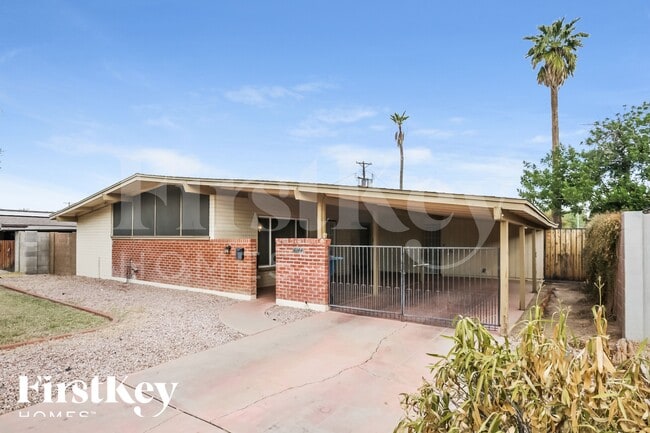 Photo - 4144 E Almeria Rd