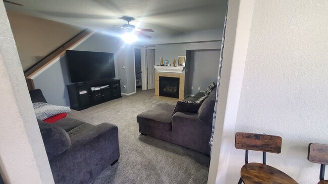 Photo - 2012 Deer Trail