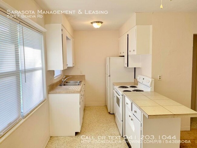 Photo - 5957 S Beneva Rd