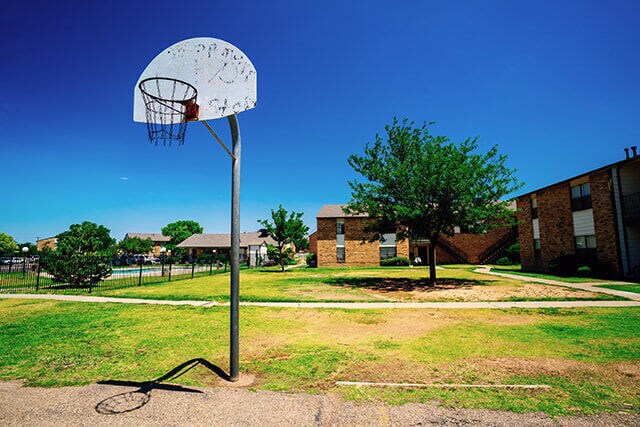 CROSS TIMBERS AT GRAND STREET