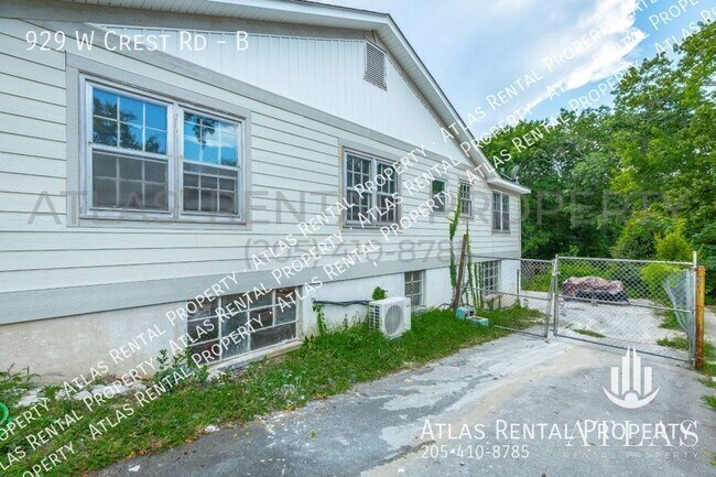 Photo - 929 W Crest Rd