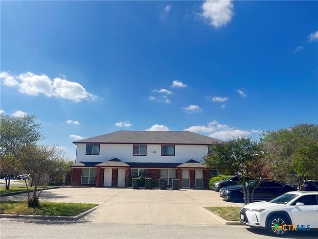 Building Photo - 4413 Abigail Dr