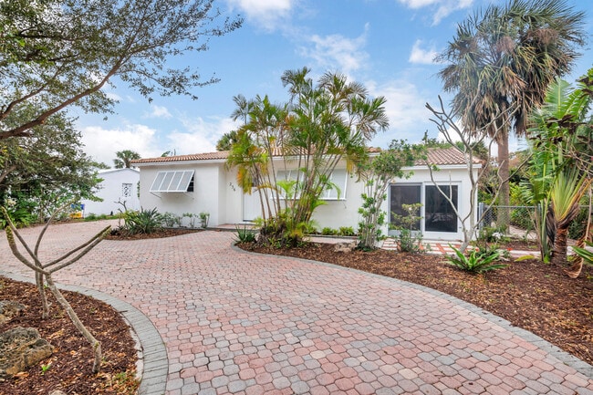 Photo - 236 Ashworth St