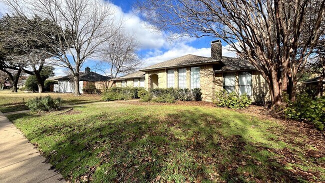 Photo - 3717 Atrium Dr