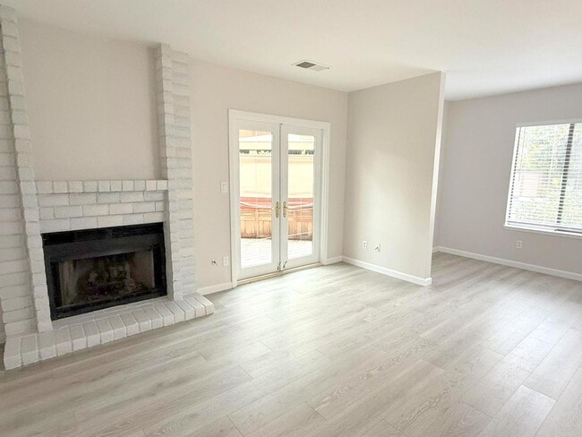 Photo - Excellent Location! Near BART, Downtown! Main Chance Estates Townhouse