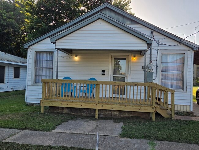 Building Photo - 132 Westerfield St Rental