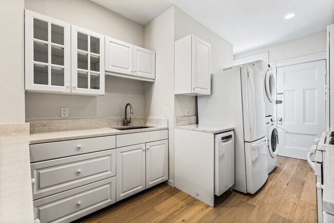 Photo - 5 Fairbanks St Unit 2