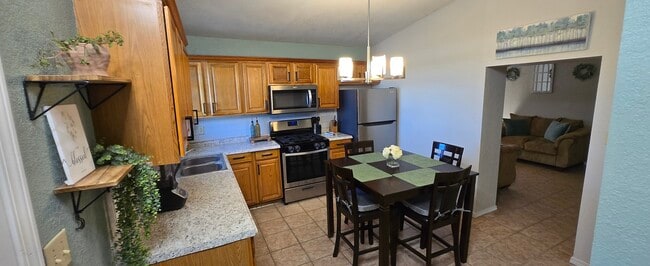 Photo - 348 Oasis Dr