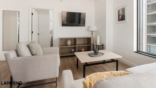 632 Howard Rd SE Unit 733