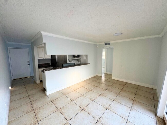 Photo - 4501 Treehouse Ln