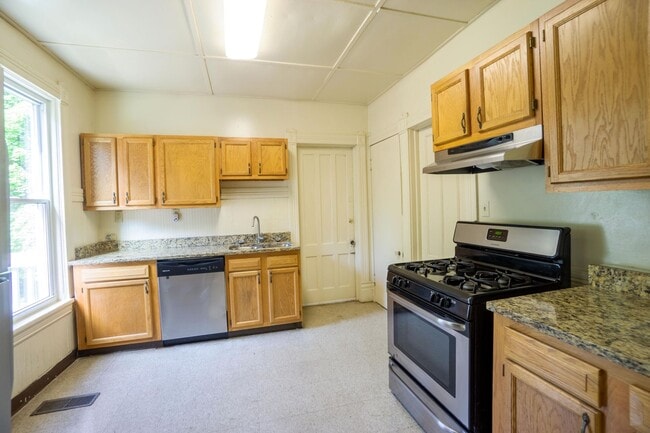 Photo - 418 Cherry St Unit Cherry 418.1
