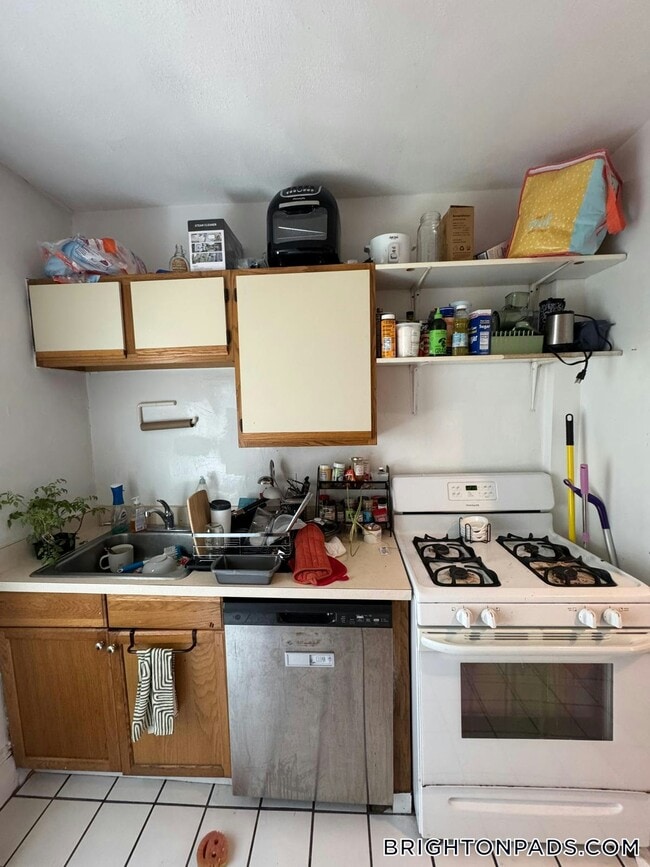 26 Union St Unit 1