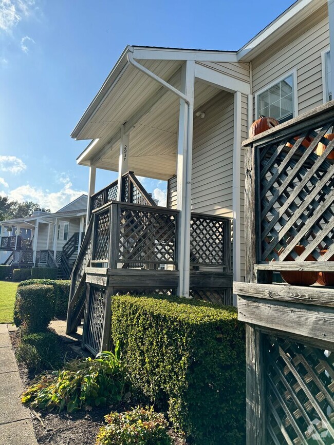 Building Photo - Arbor Brook Rental