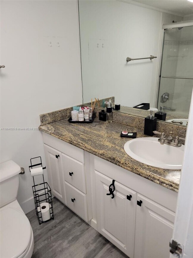 Photo - 20350 W Country Club Dr Unidad PH8-4