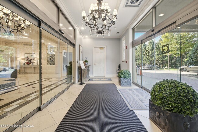 Photo - 6600 Seminary Woods Pl Unidad 906