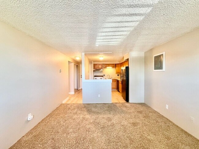 8822 E Florida Ave Unidad 8822 E. Florida Ave #206