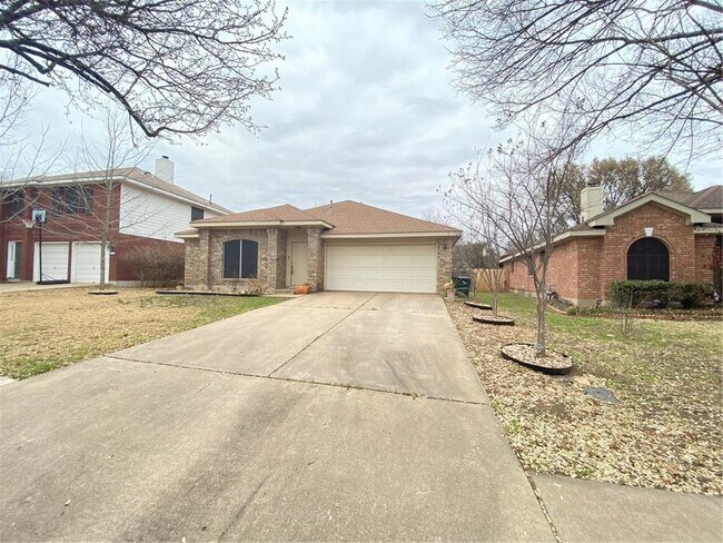 Photo - 16916 Dorman Dr