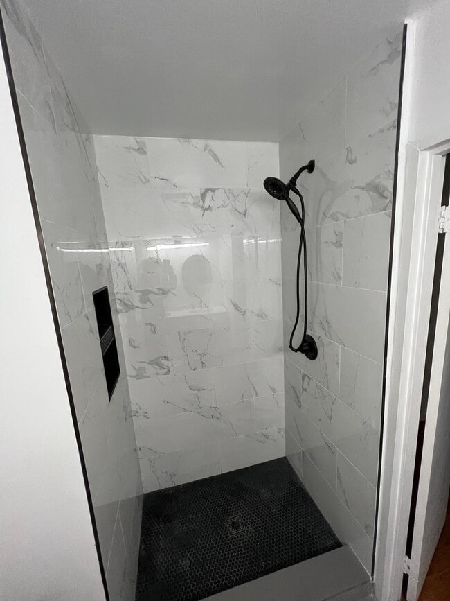 Photo - 246 Fir Tree Ct