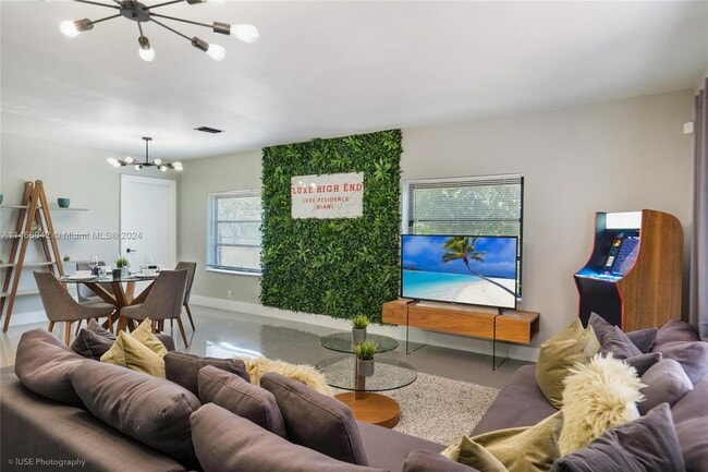 Photo - 5050 NW 12th Ave