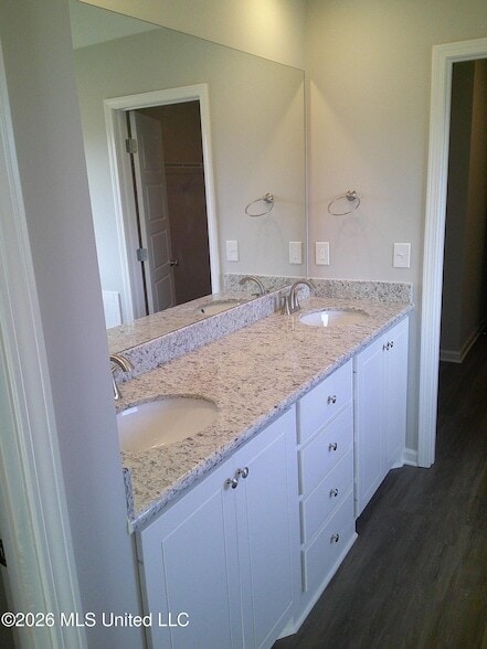 Photo - 520 Stone Brook Pl