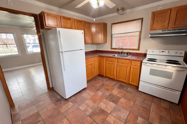 Photo - Coraopolis - 2 Bed 2 Bath - Home for Rent!