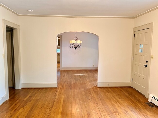 Photo - 107 Stardust Ln