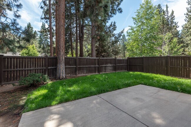 Photo - 61150 Snowbrush Dr