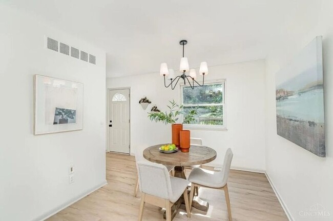 Photo - 6055 Tridale Ct