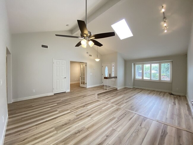 Photo - 2620 El Aguila Ln