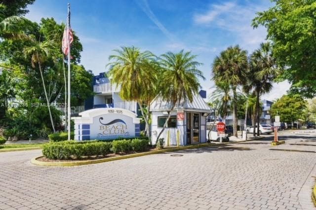 Building Photo - 9373 Fontainebleau Blvd Unit K217