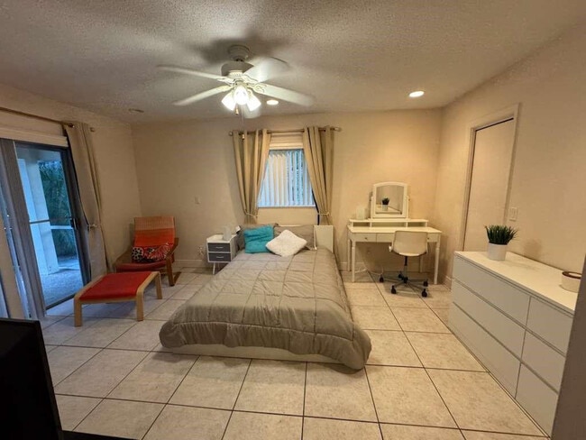 Photo - 1726 NW 82nd Ave