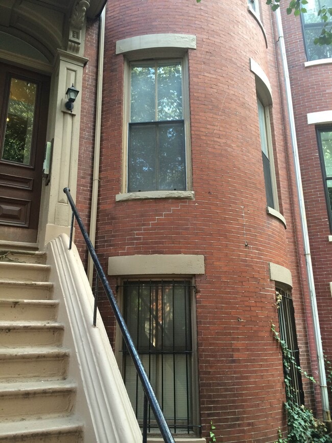 Photo - 22 Yarmouth St Unit 4