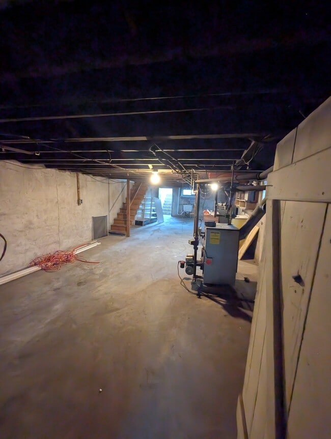 Photo - 463 Spruce St