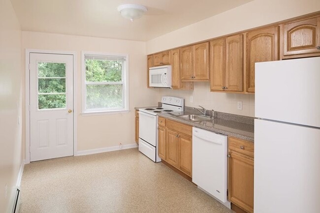 Photo - Kentwood Village