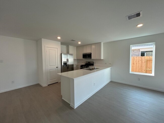 Photo - 9215 Speckled Trout Dr