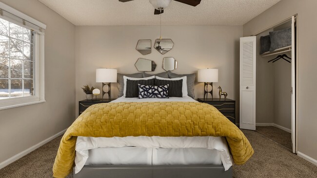 Photo - Aurora Hills