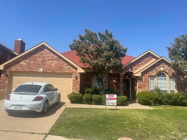 Photo - 1414 Melody Ln